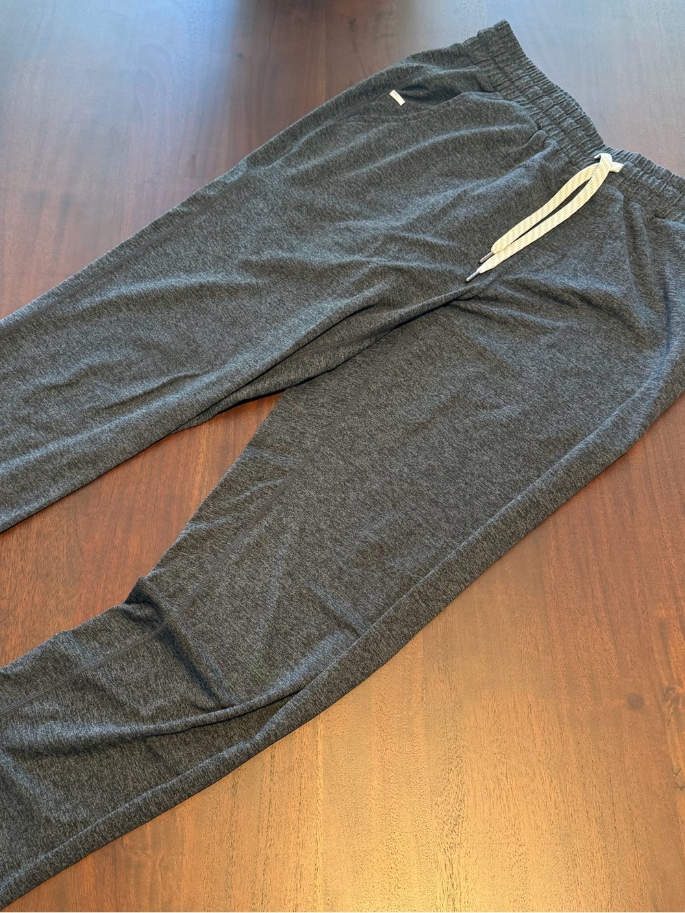 Vuori Men’s Ponto Pant Medium “Charcoal Heather”